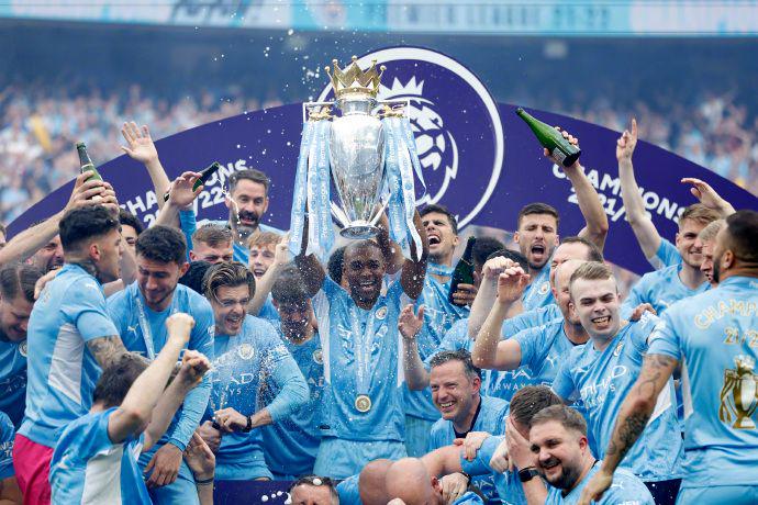 是否提前召回弗格森？许尔策勒：让我们看看一月份的情况吧（弗格森会提前回归吗？许尔策勒：一月再说）