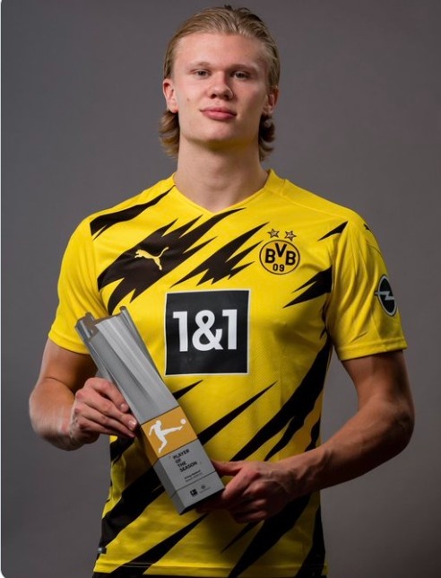 欧冠大神领衔!鹏哥解球11连红 琛茹&小盼哥皆25中23