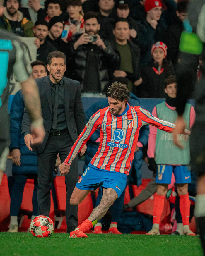 康宁汉姆29+10+8率队大胜，个人高效砍下准三双