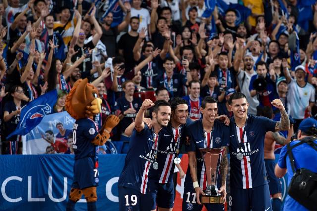 世体：巴萨为亚马尔制定了康复计划；与女友分手让其饱受困扰（世体：巴萨为亚马尔拟定康复方案；与女友分手令其深受困扰）